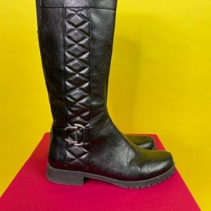 Women’s boots